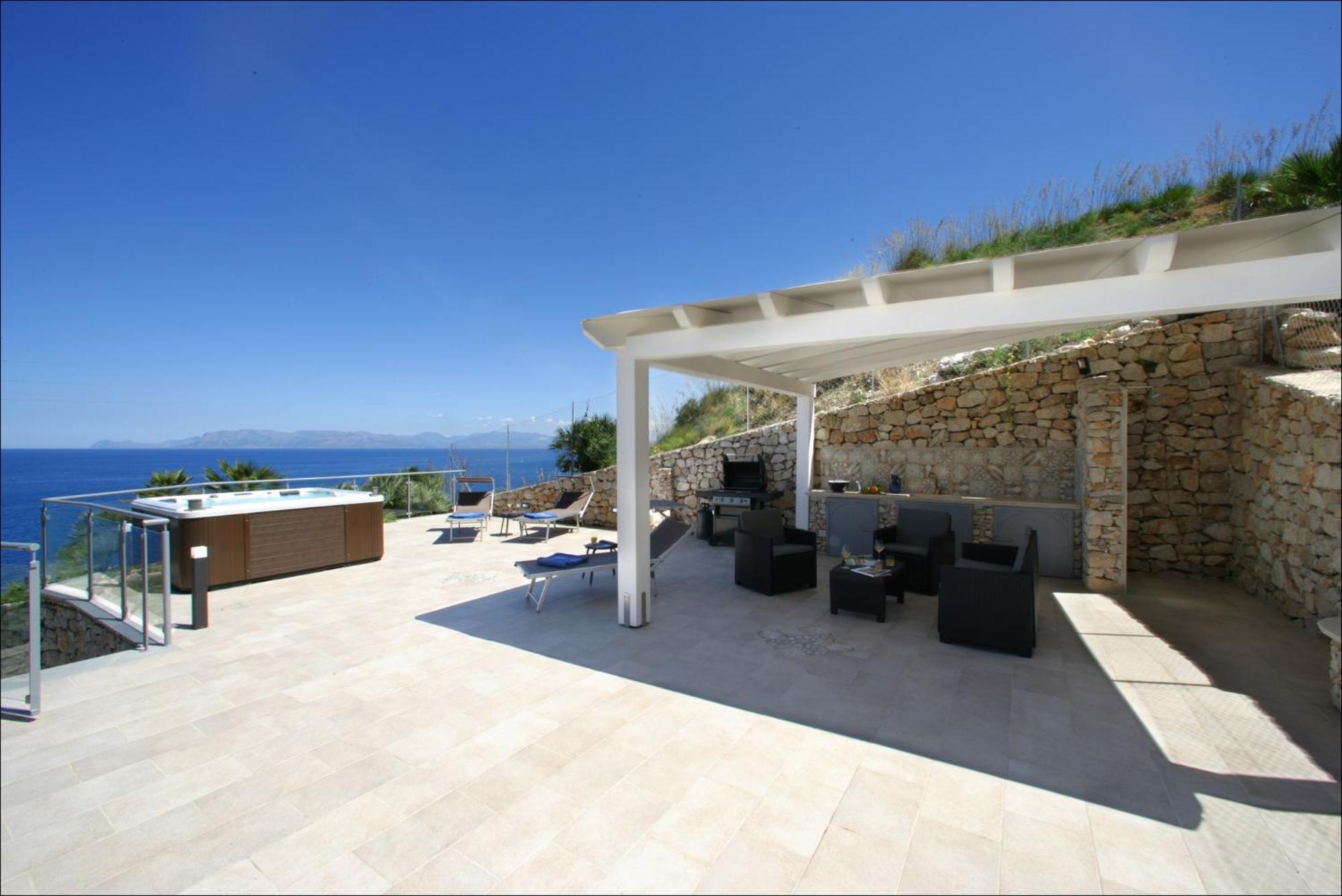 Villa Antonia - Vasca Idromassaggio Terrazza Vista Mare 圣维托罗卡波 外观 照片
