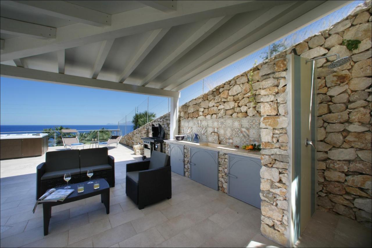 Villa Antonia - Vasca Idromassaggio Terrazza Vista Mare 圣维托罗卡波 外观 照片